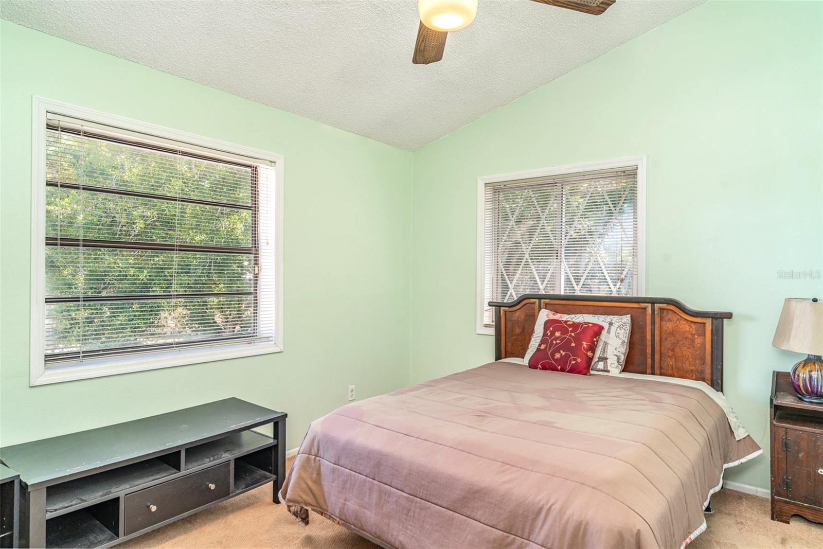 VENICE ACRES - Residential