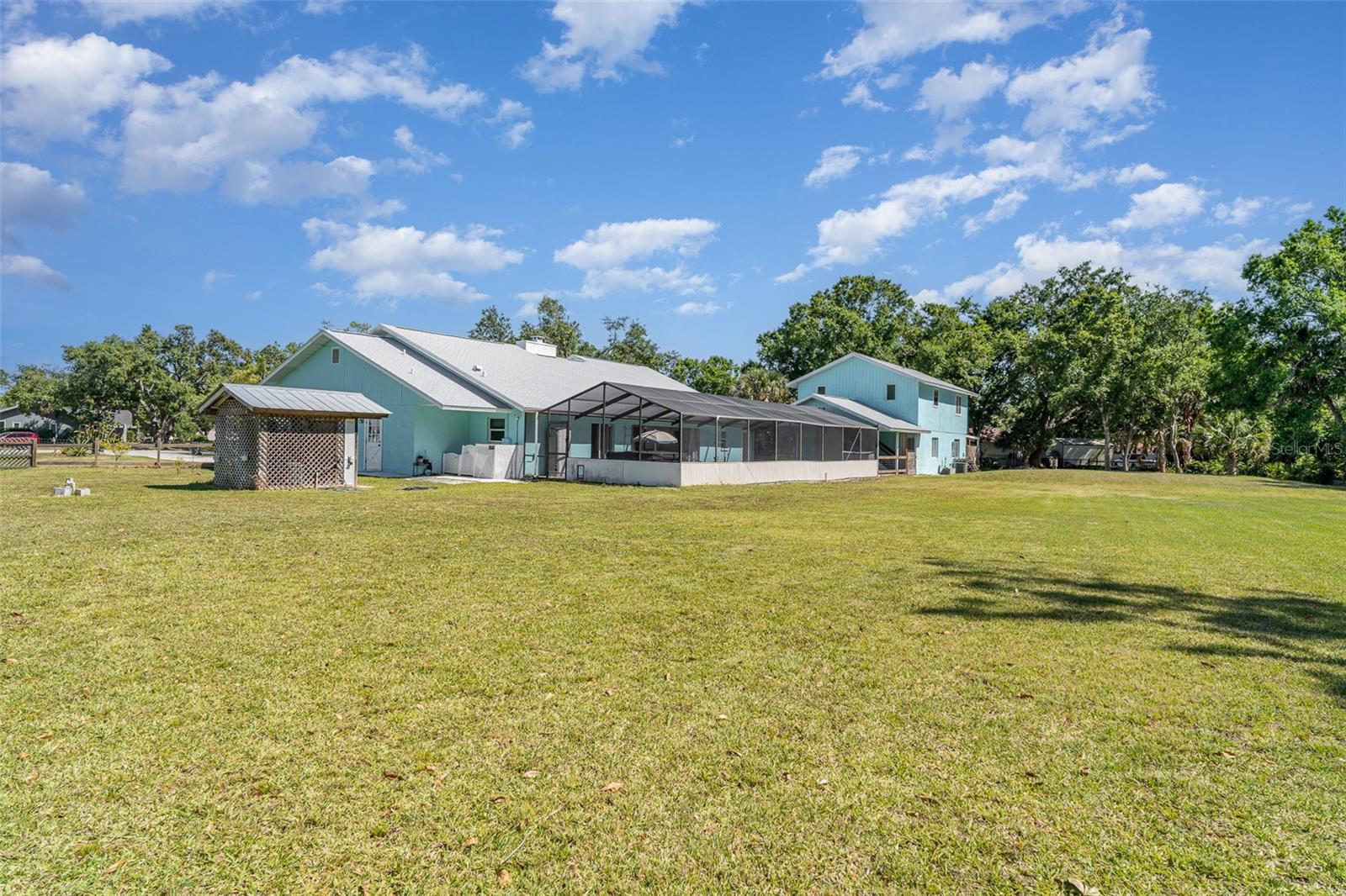 VENICE ACRES - Residential