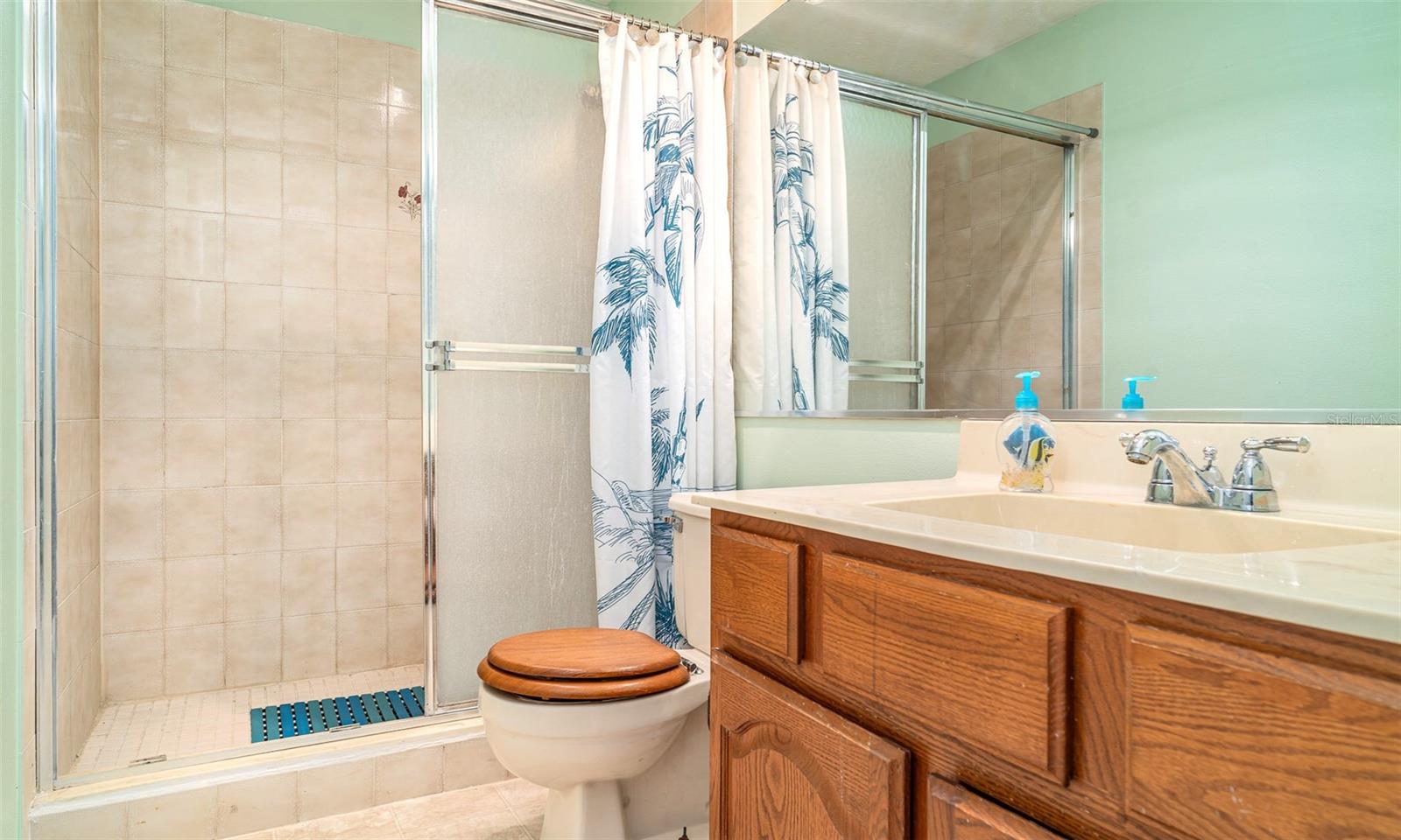 VENICE ACRES - Residential