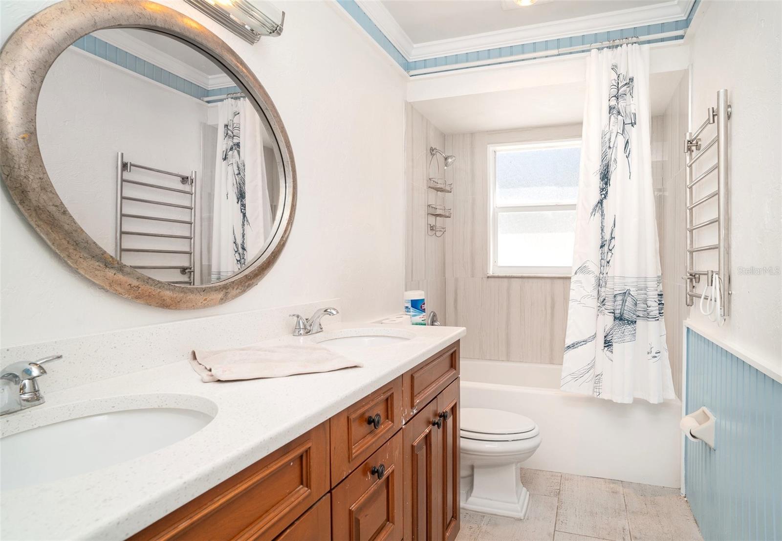 VENICE ACRES - Residential