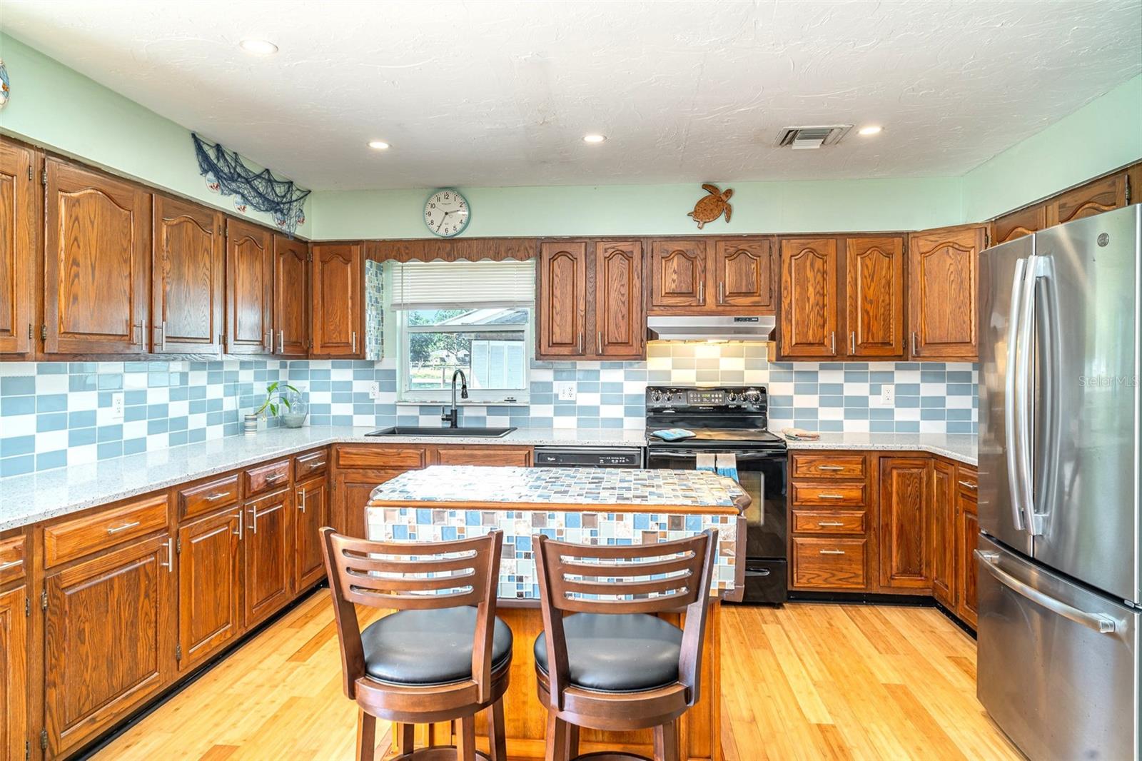 VENICE ACRES - Residential