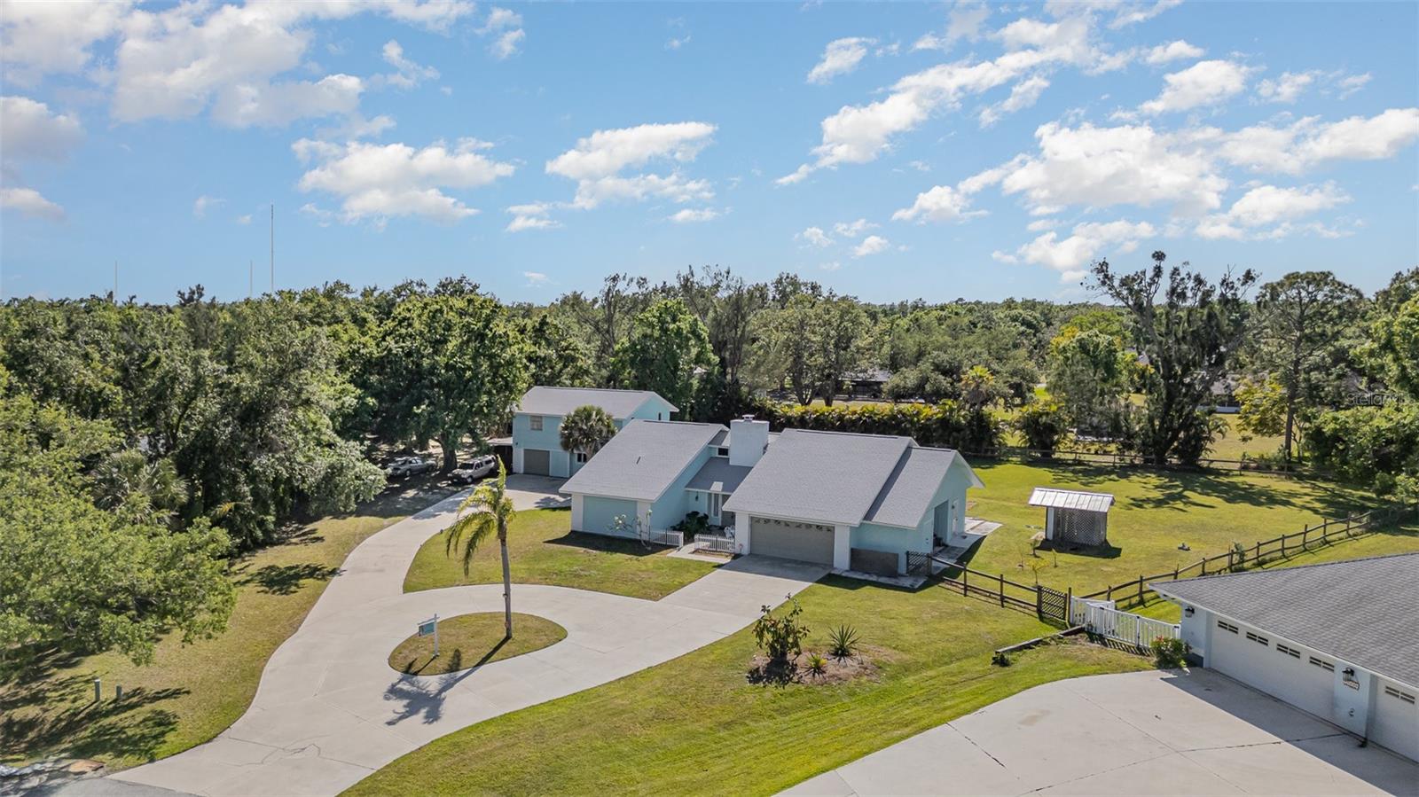 VENICE ACRES - Residential