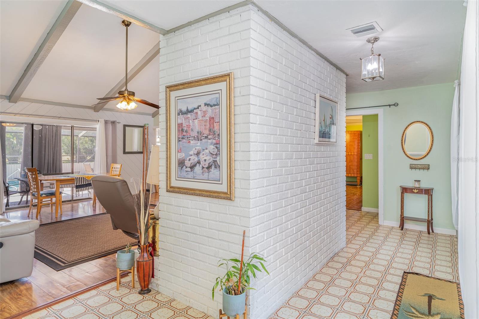 VENICE ACRES - Residential