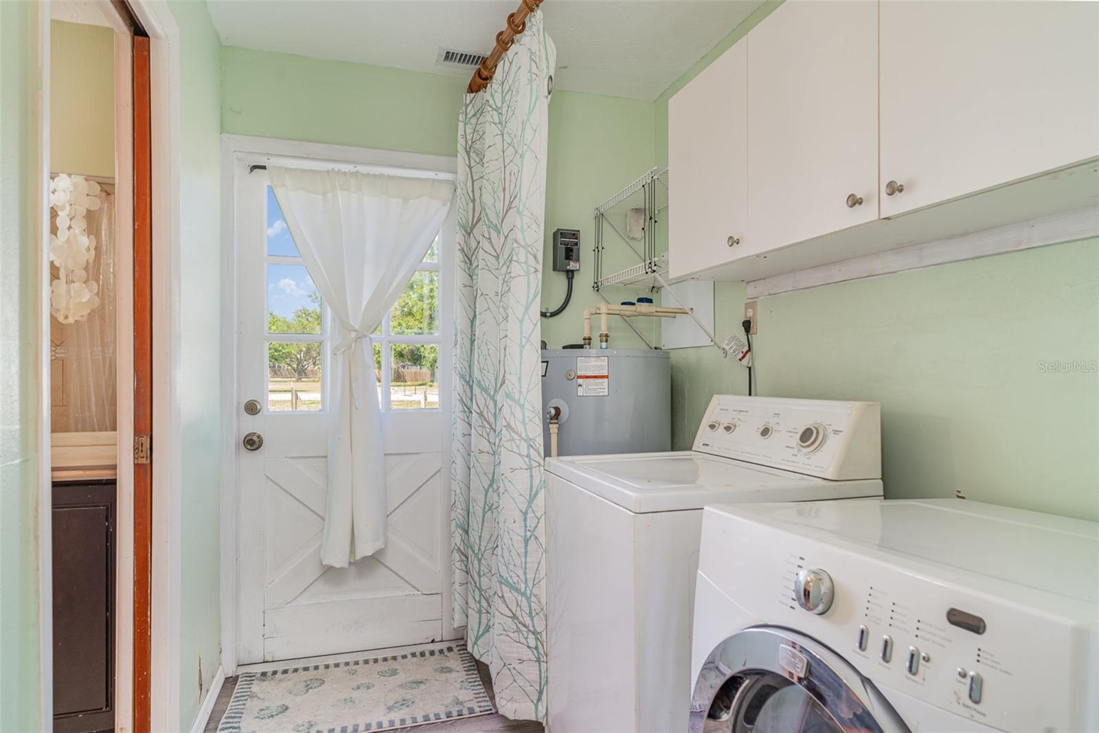 VENICE ACRES - Residential