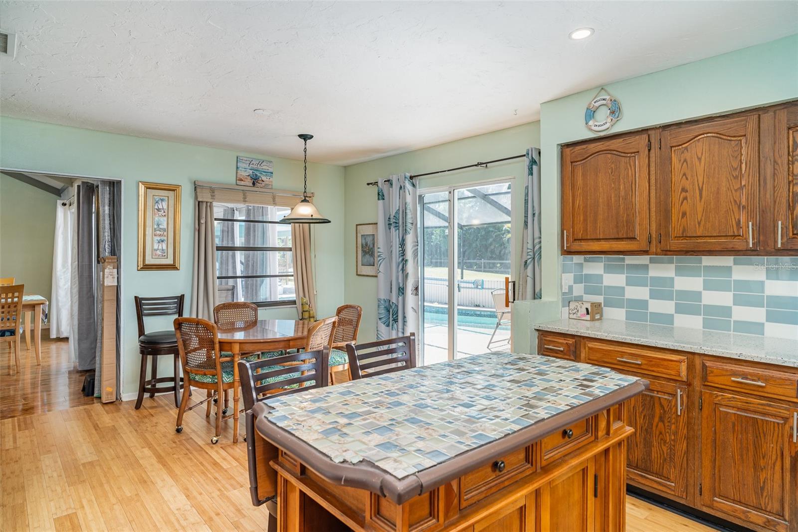 VENICE ACRES - Residential
