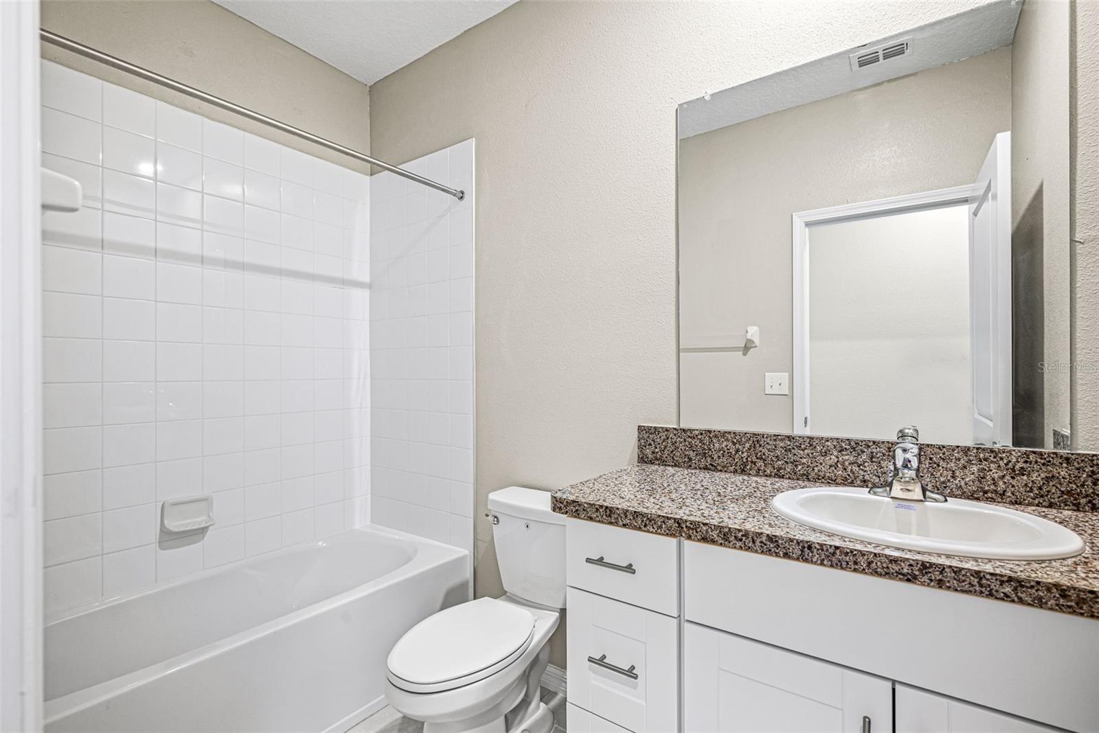 EPPERSON NORTH TWNHMS PH 4 - Residential Lease