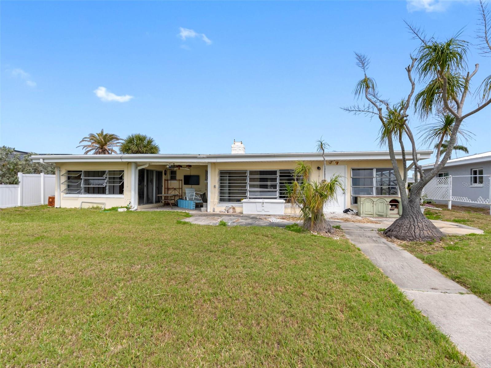 203 BATH CLUB BOULEVARD N