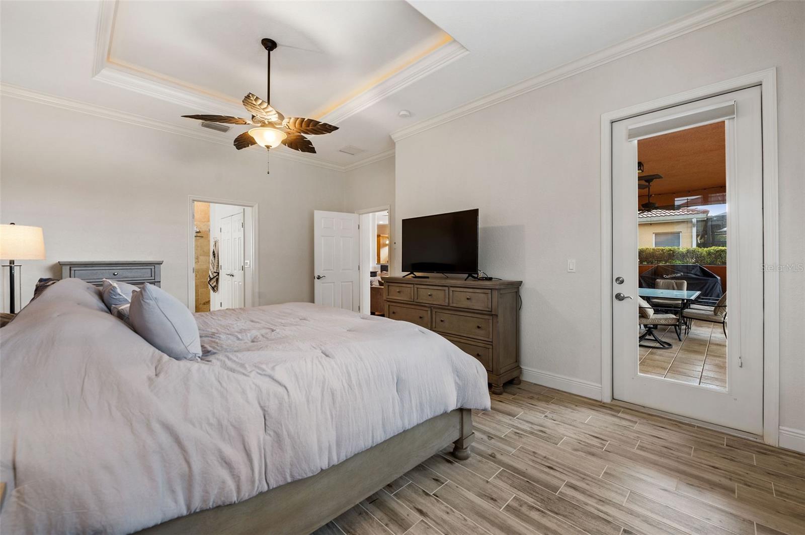 VENETIAN GOLF & RIVER CLUB - Residential Lease