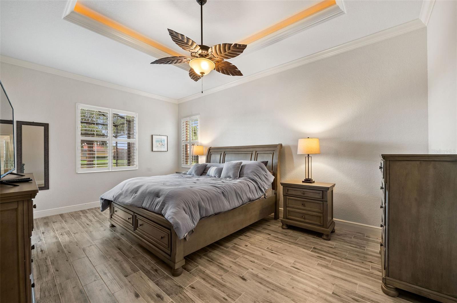 VENETIAN GOLF & RIVER CLUB - Residential Lease