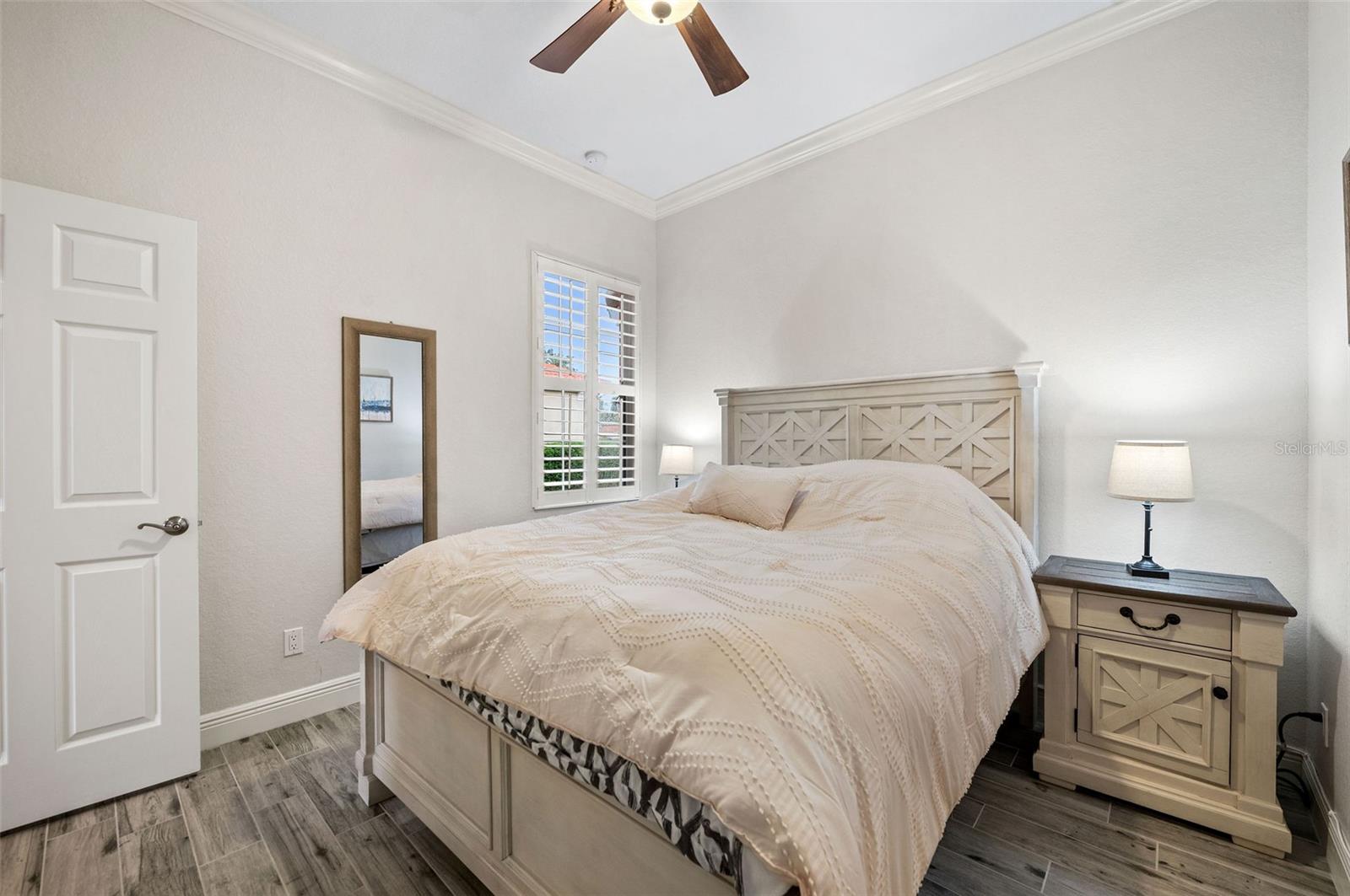 VENETIAN GOLF & RIVER CLUB - Residential Lease