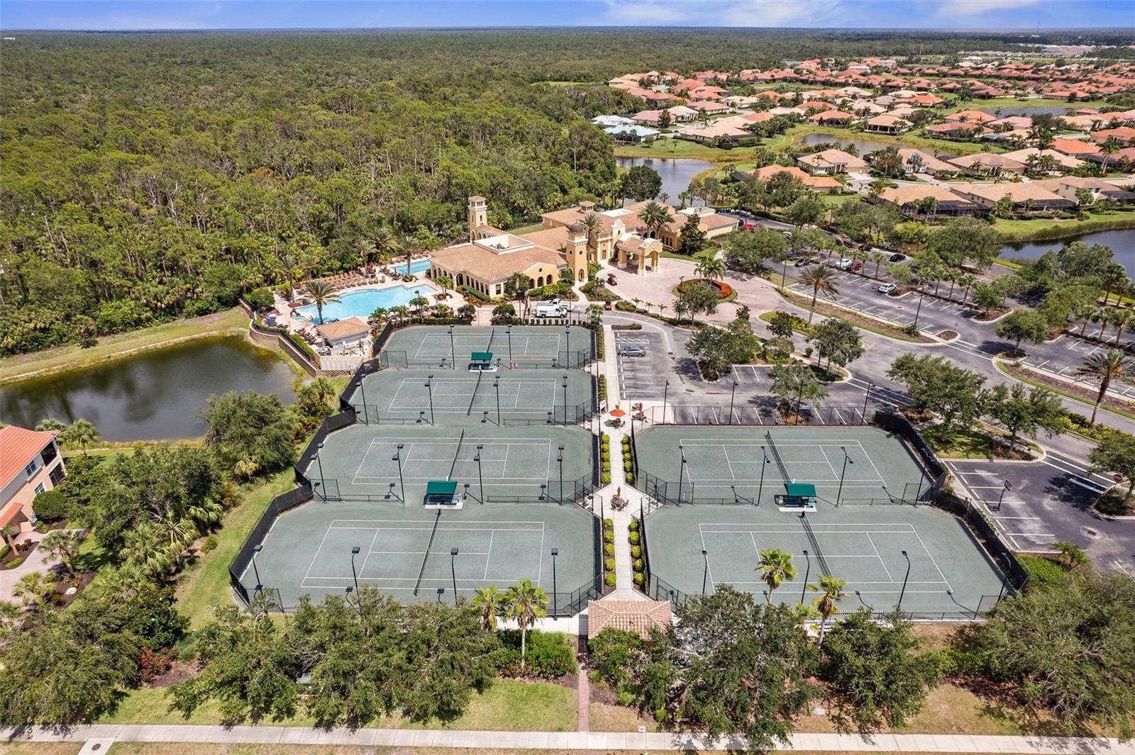 VENETIAN GOLF & RIVER CLUB - Residential Lease