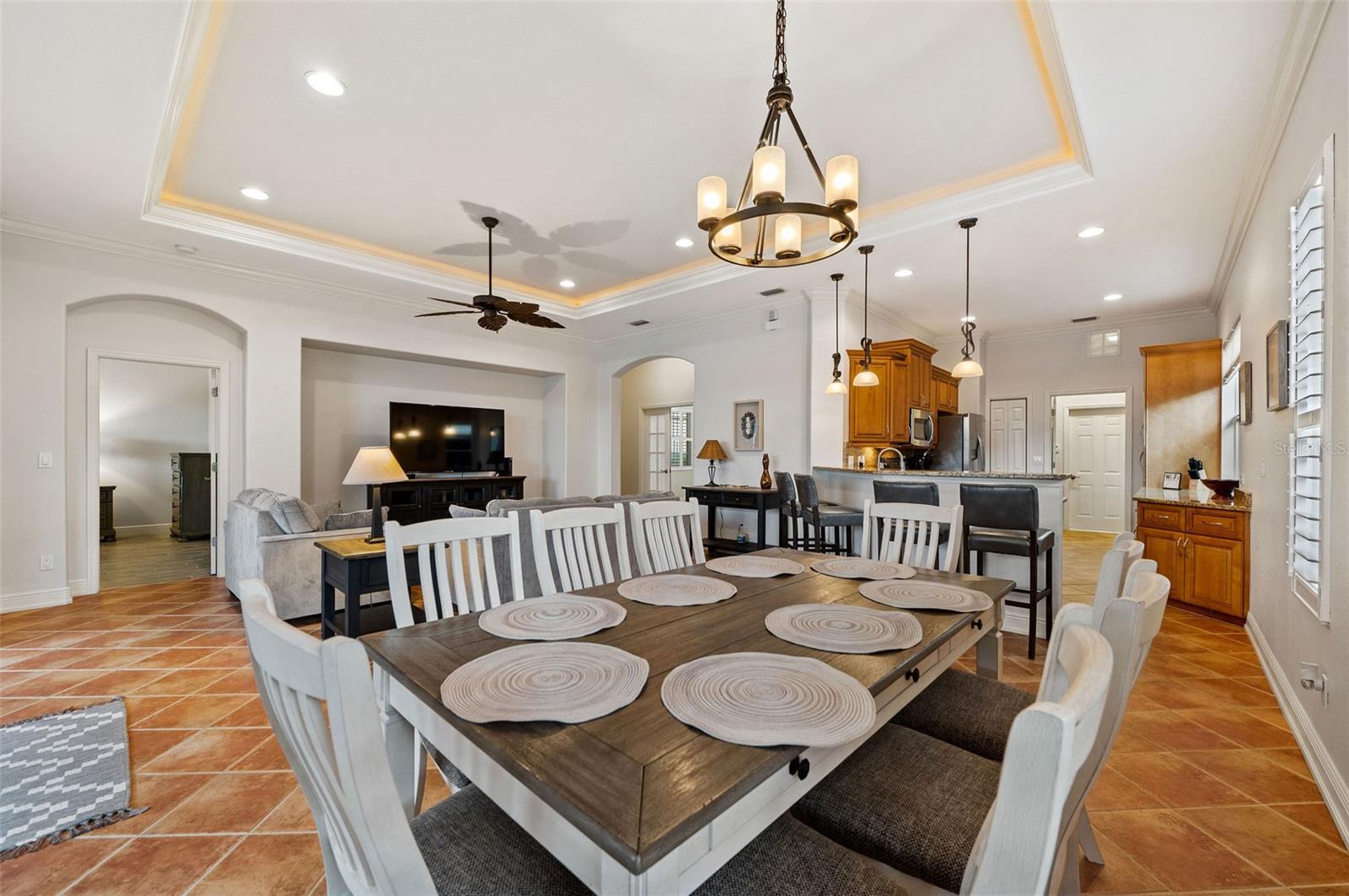 VENETIAN GOLF & RIVER CLUB - Residential Lease
