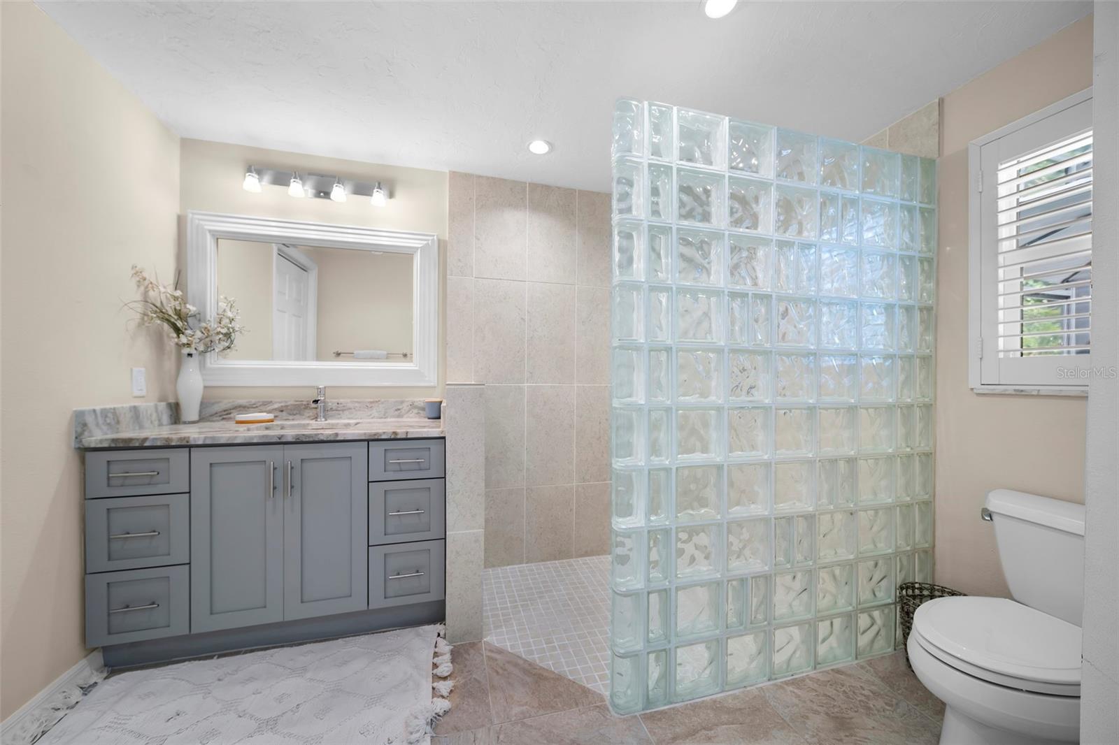 RIVER FOREST - Residential