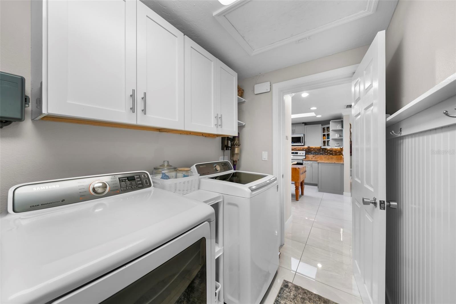 RIVER FOREST - Residential