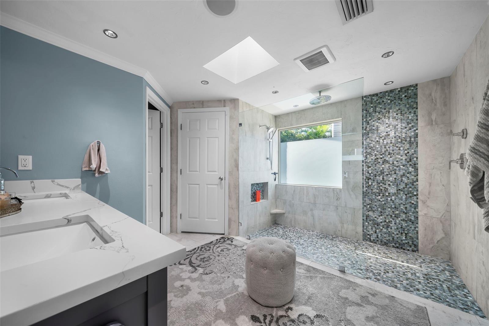 RIVER FOREST - Residential