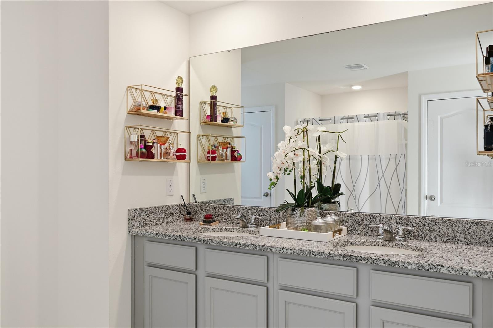 WIND MDWS SOUTH PH 1 - Residential