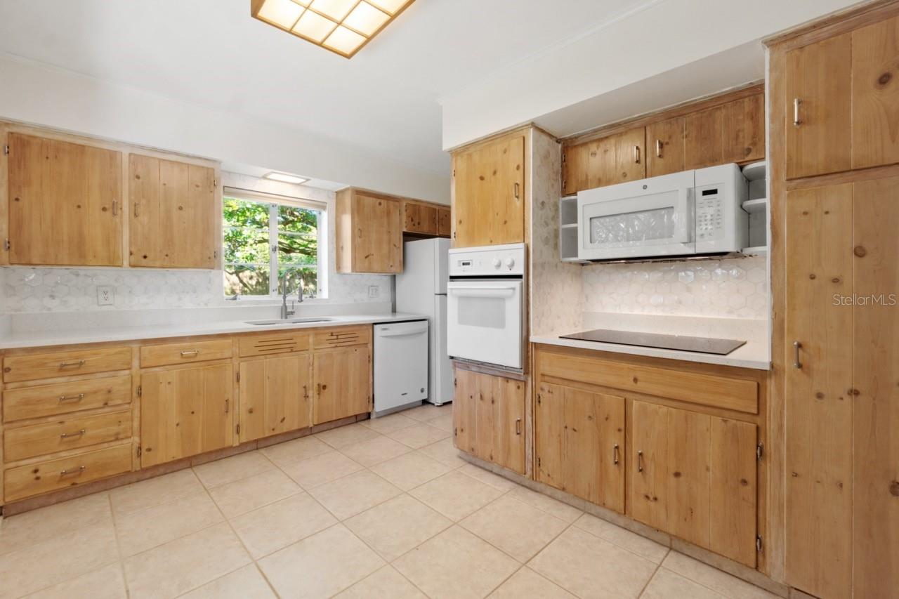 TANGLEWOOD SEC 4 - Residential