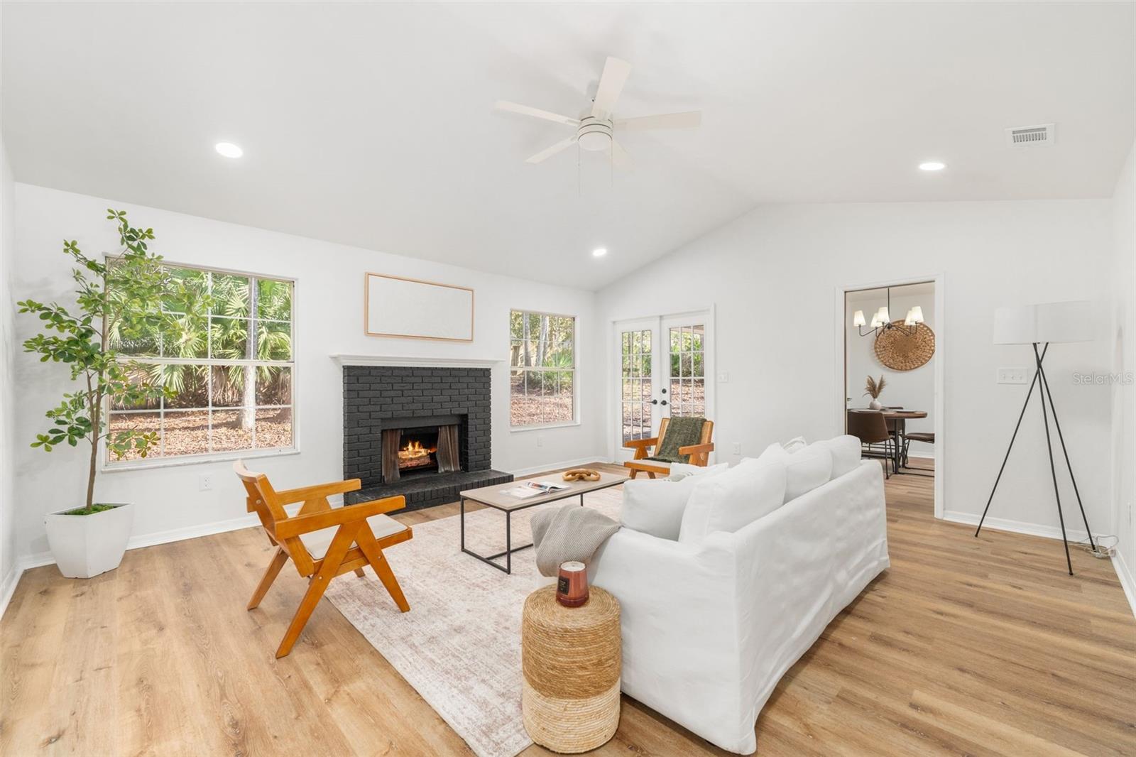 BLUES CREEK - Residential