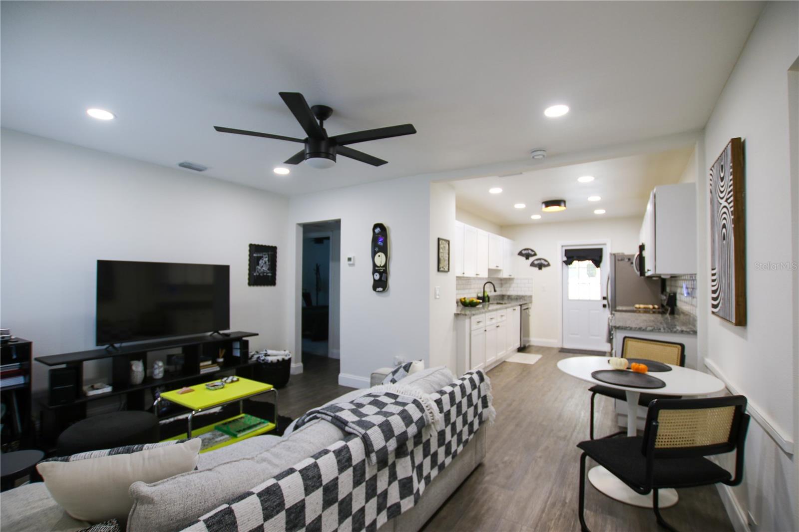 FIFTEENTH STREET SITES - Residential