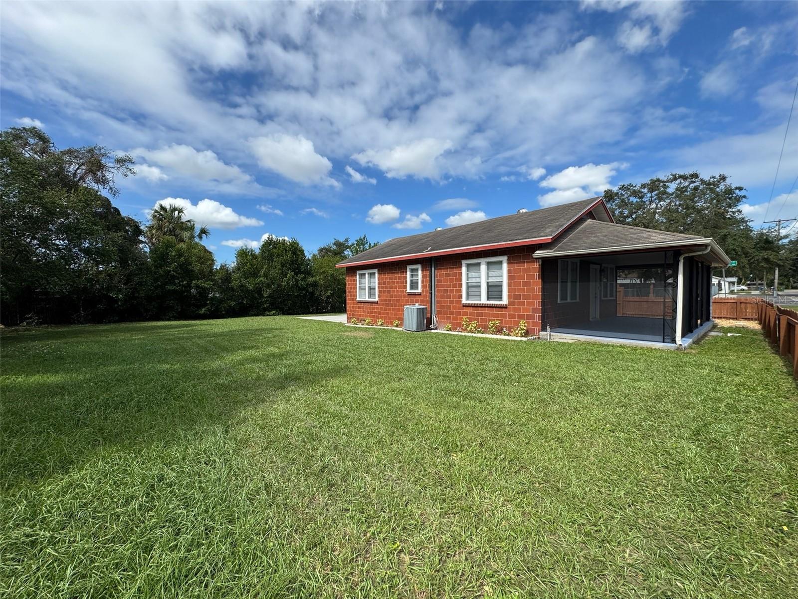 SULPHUR SPGS ADD - Residential