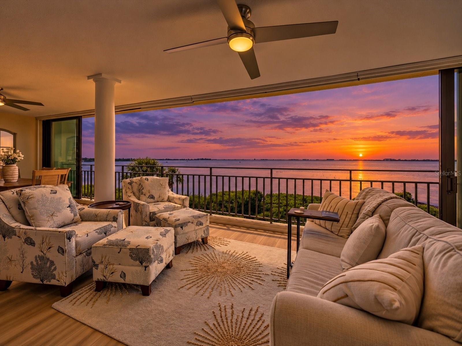 6460 MOURNING DOVE DRIVE 305, BRADENTON, FL, 34210 3 6460 MOURNING DOVE DRIVE 305