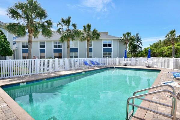 Kiawah Bay Condo Unit 101 - Residential