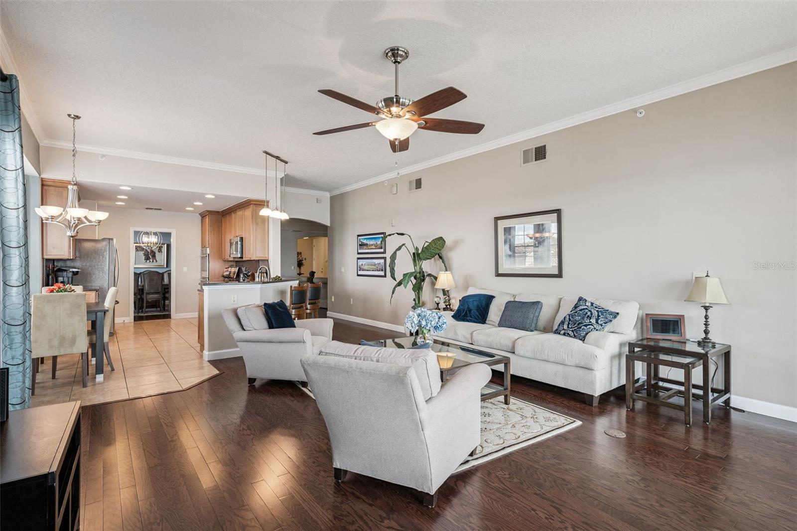 VIZCAYA HEIGHTS CONDO OR 6575 1315 - Residential