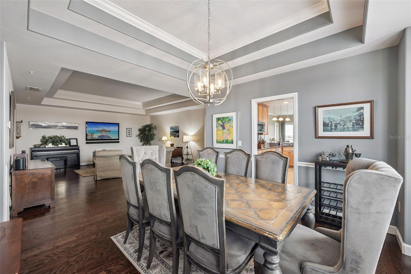 VIZCAYA HEIGHTS CONDO OR 6575 1315 - Residential