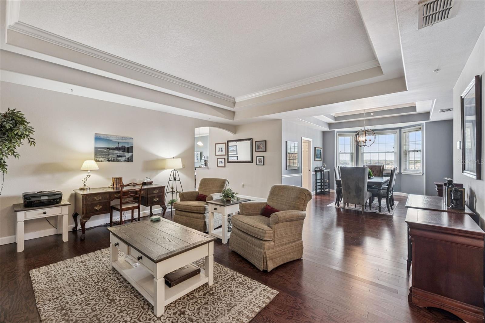 VIZCAYA HEIGHTS CONDO OR 6575 1315 - Residential