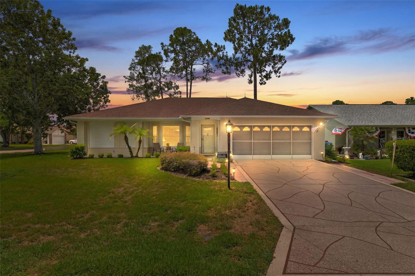 7196 CROWN OAKS DRIVE