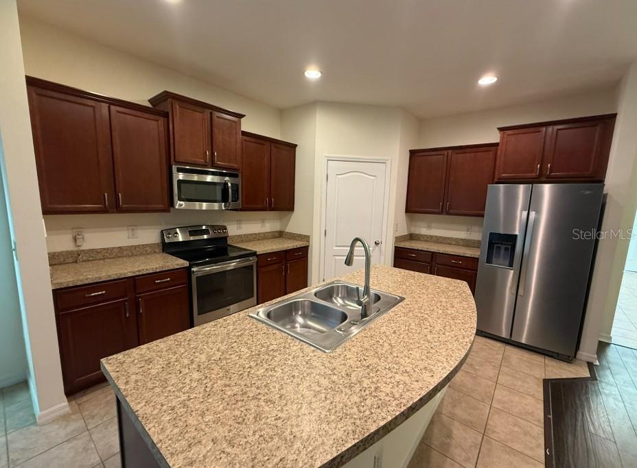 PROSPECT POINT - Residential Lease