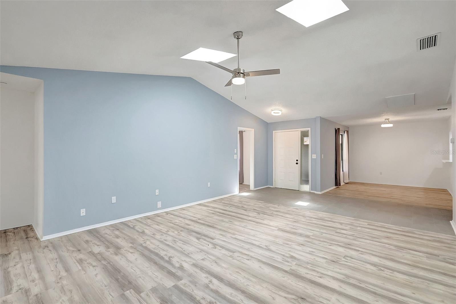 PARKSIDE COLONY - Residential Lease