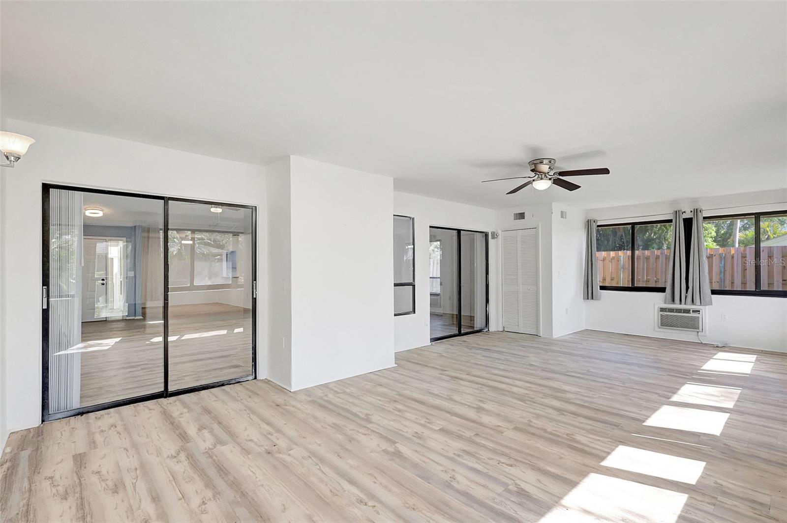 PARKSIDE COLONY - Residential Lease