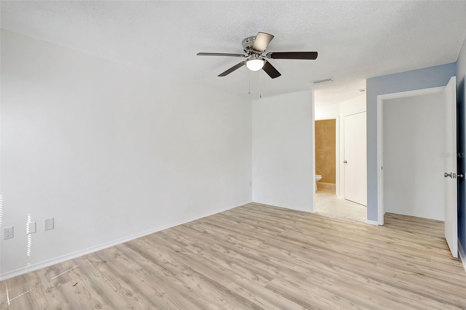 PARKSIDE COLONY - Residential Lease