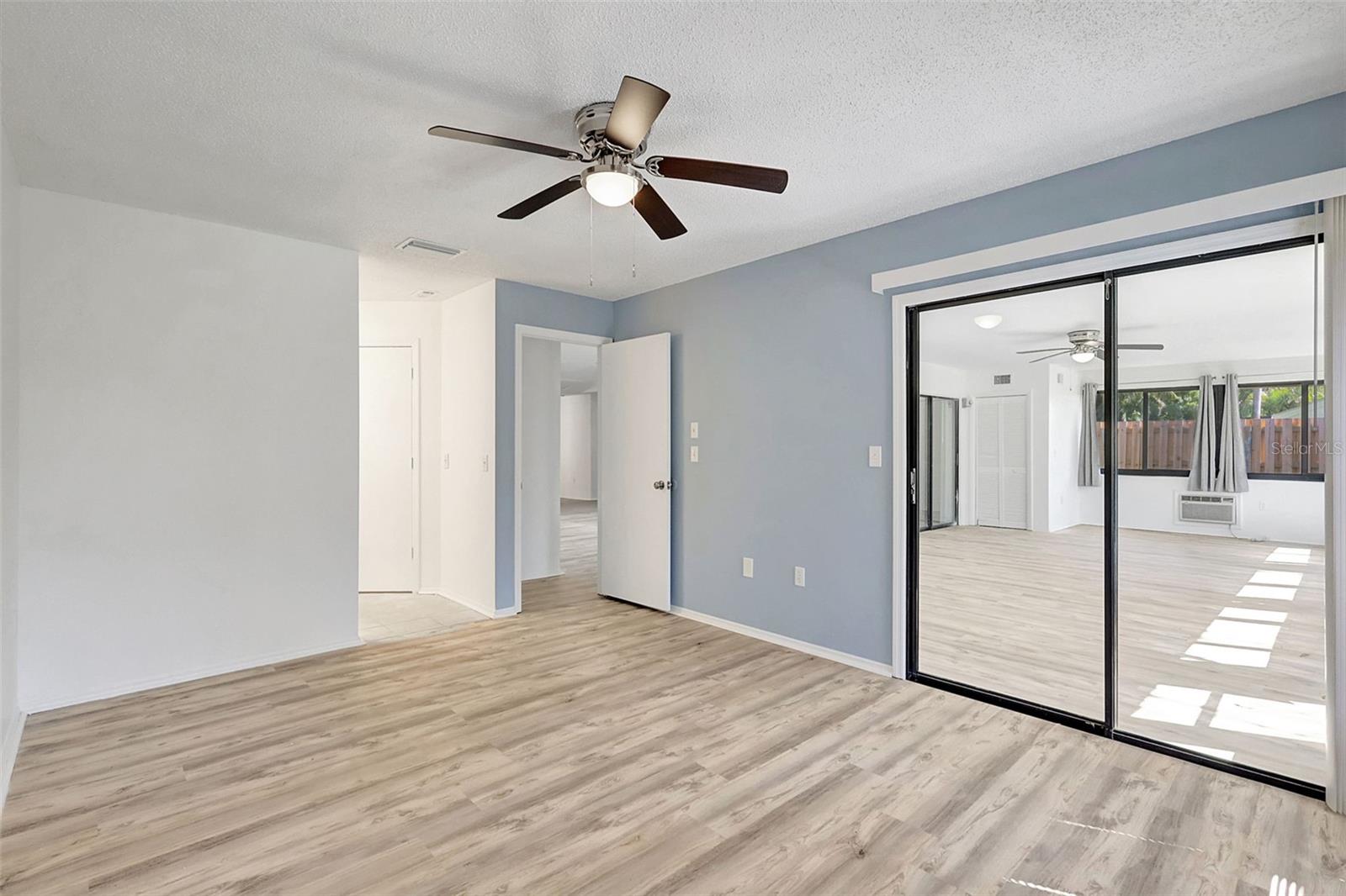 PARKSIDE COLONY - Residential Lease