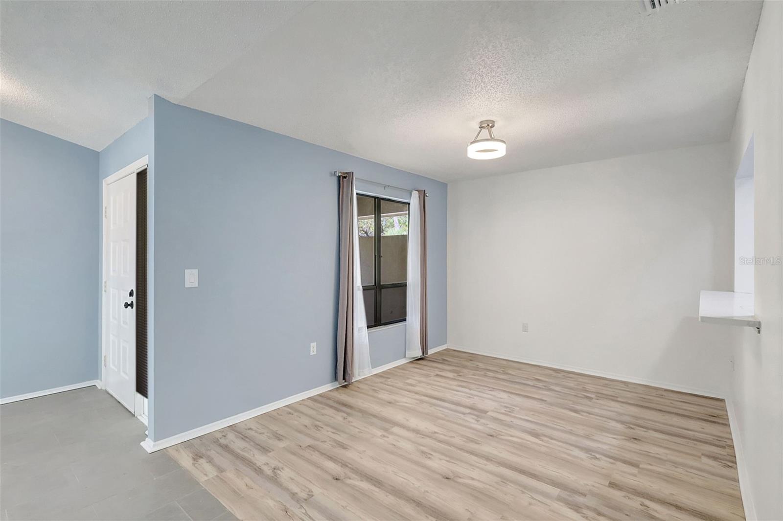 PARKSIDE COLONY - Residential Lease