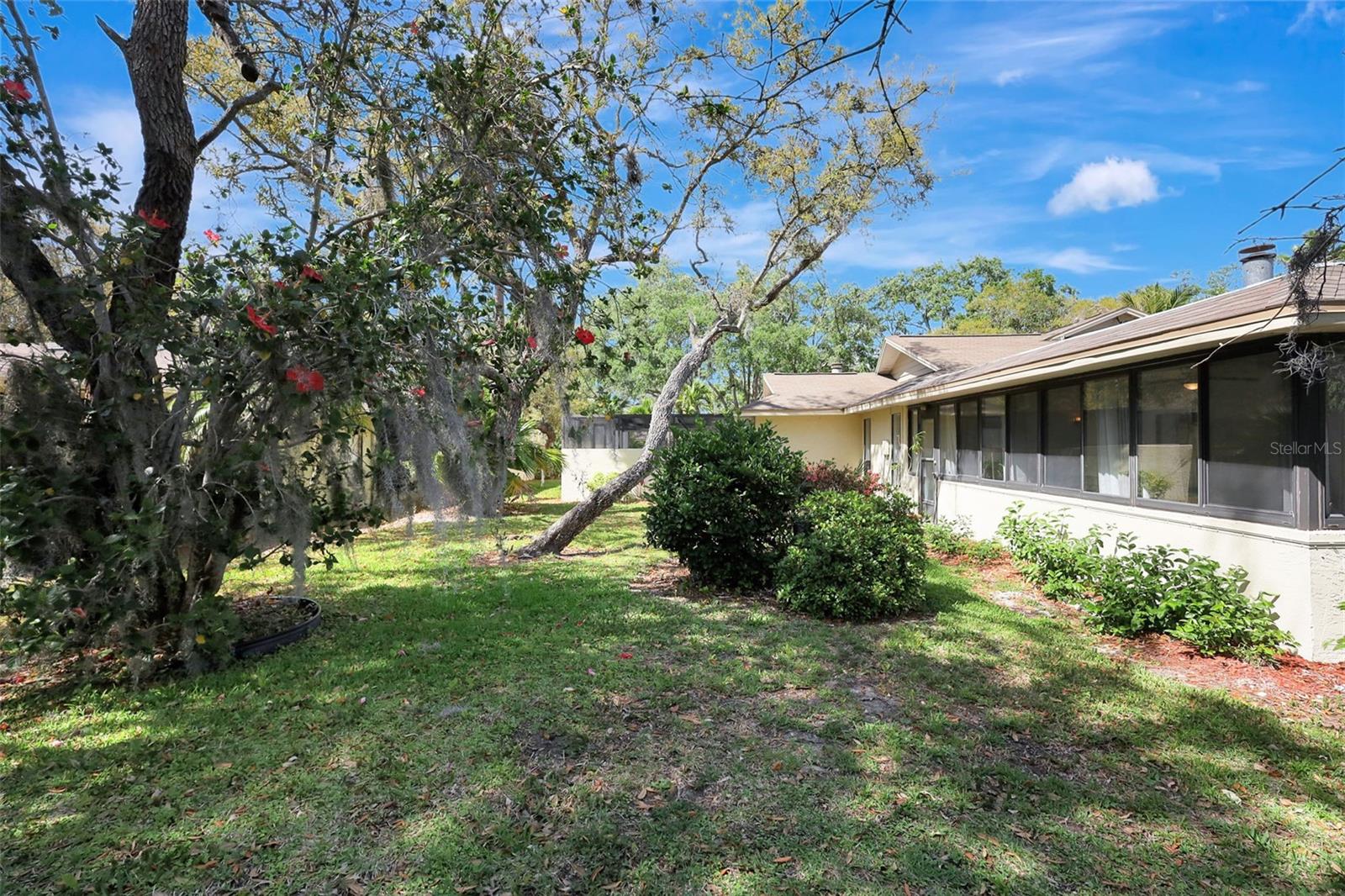 PARKSIDE COLONY - Residential Lease