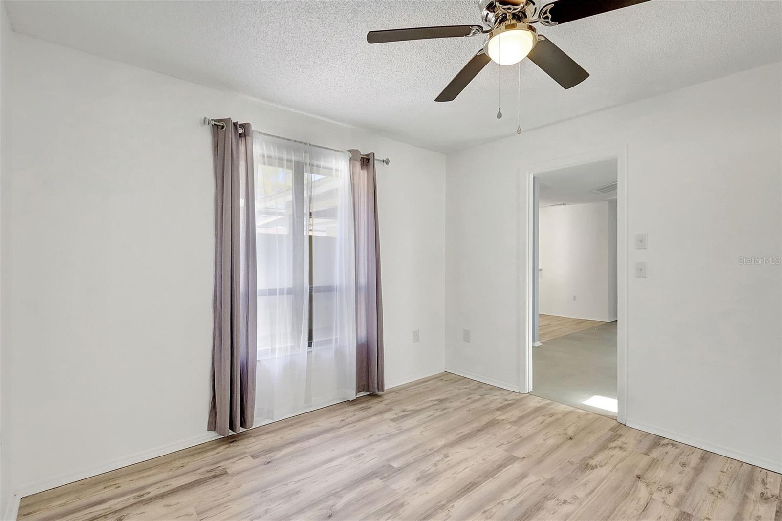 PARKSIDE COLONY - Residential Lease