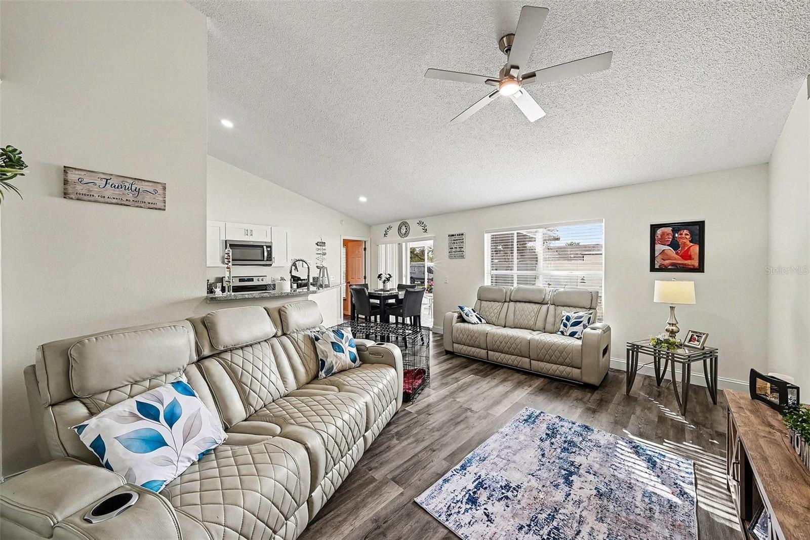 SPRING HILL UNIT 24 - Residential