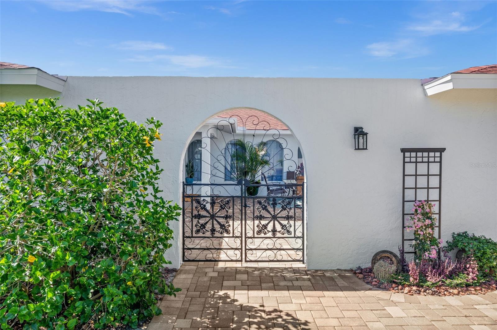 1432 VENETIAN COURT
