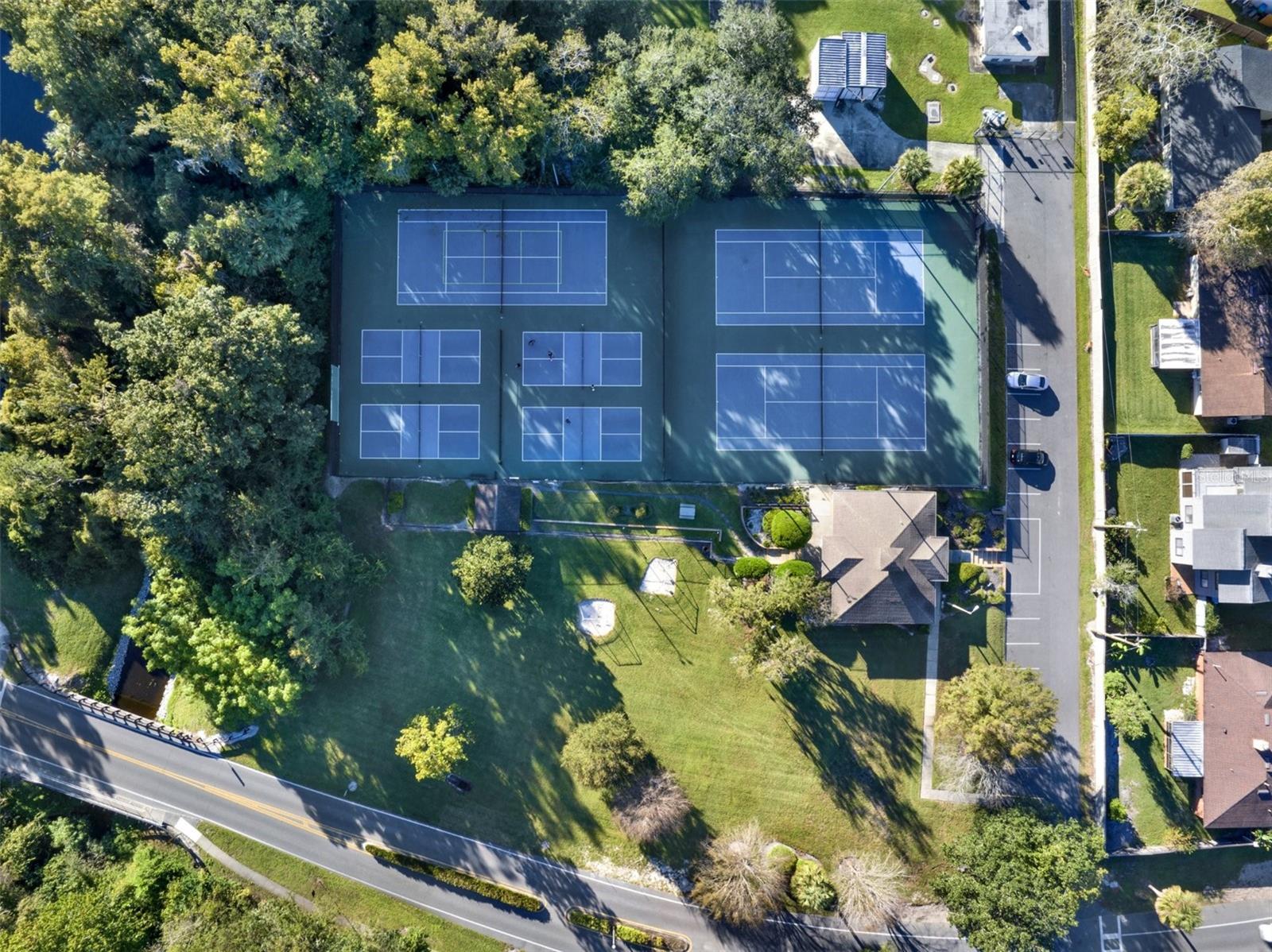 GREENSPOINTE - Residential