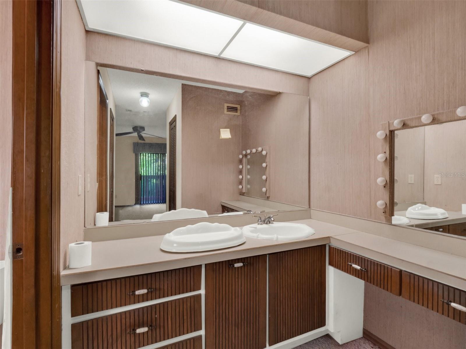 GREENSPOINTE - Residential