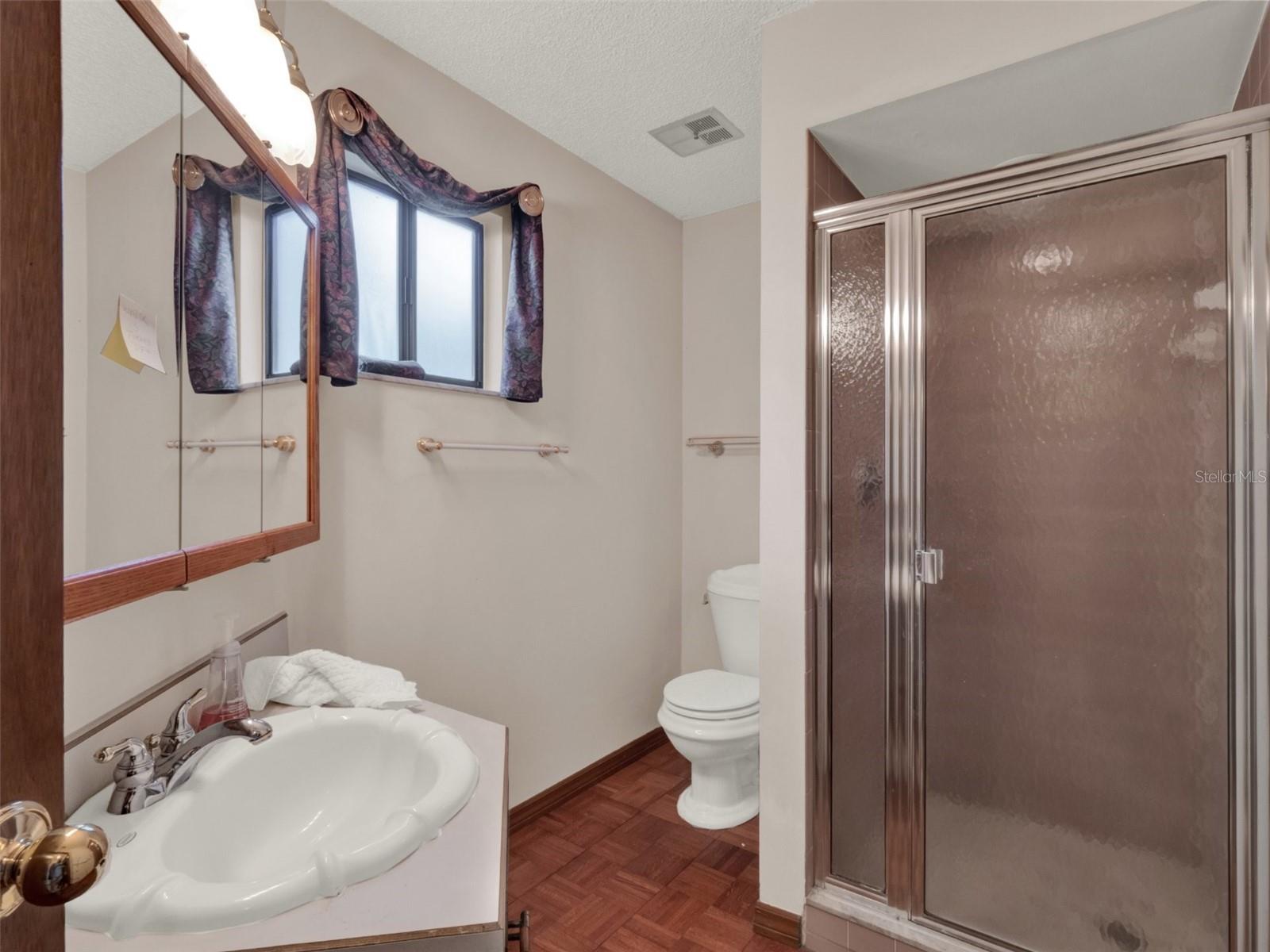 GREENSPOINTE - Residential