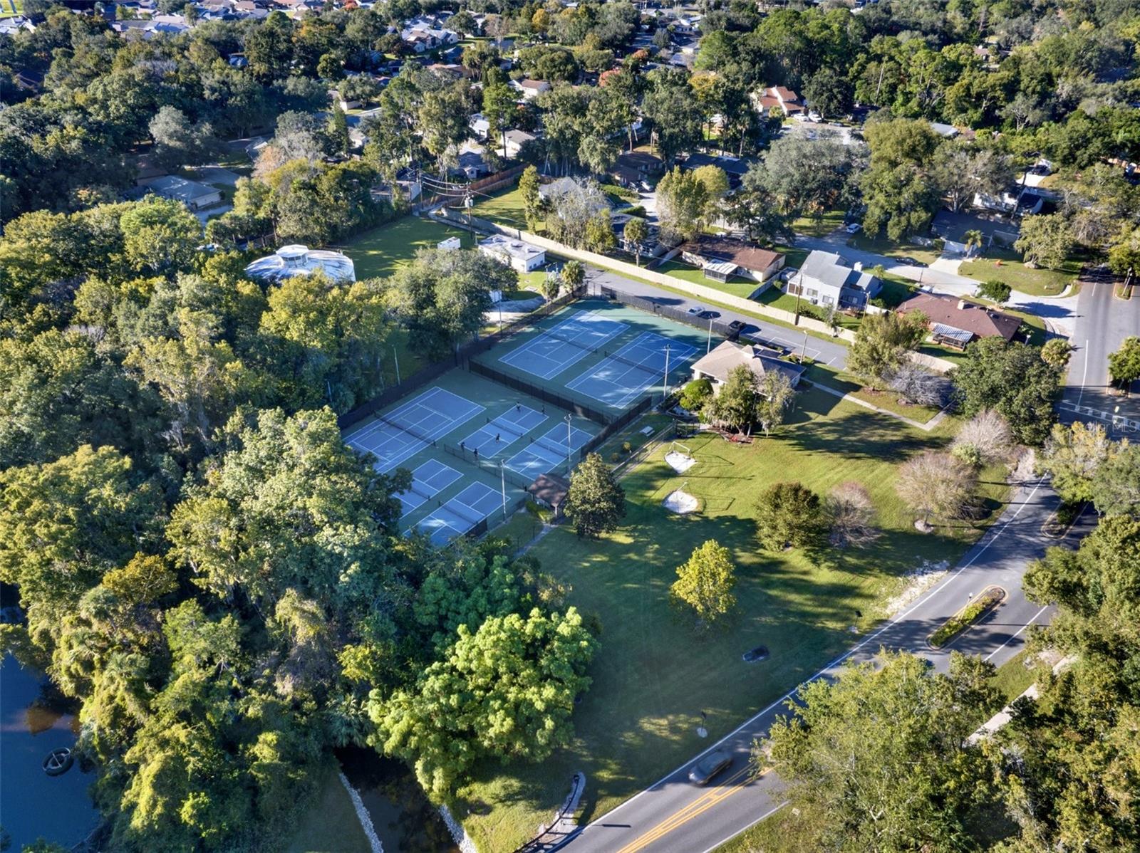 GREENSPOINTE - Residential