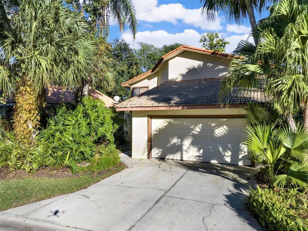 Photo of 662 Nighthawk Circle, Winter Springs, FL 32708 (MLS # O6357917)