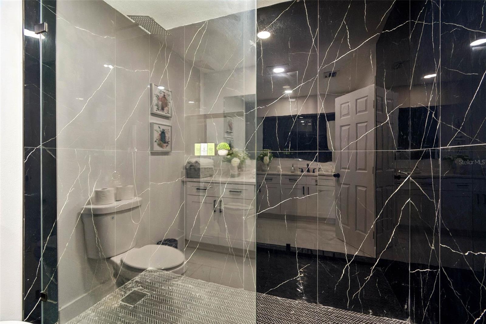 NEWPORT UNIT 2 - Residential