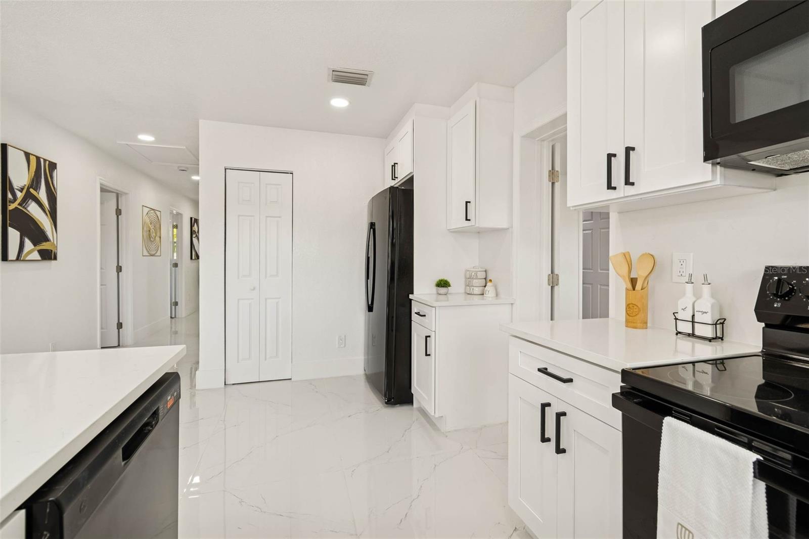 NEWPORT UNIT 2 - Residential