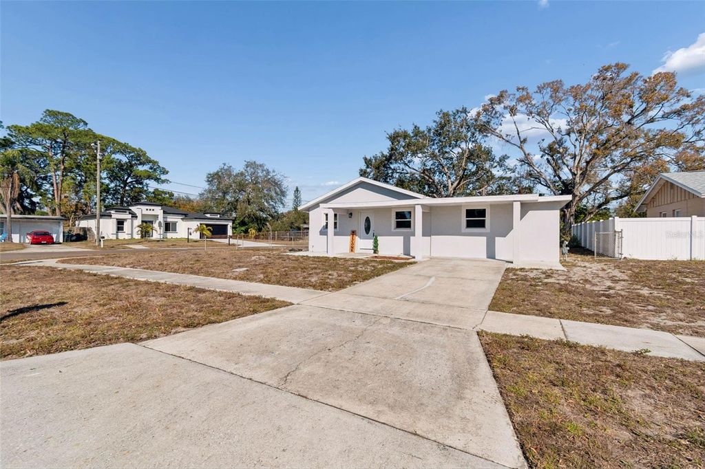 Photo of 7097 Delta Way, Clearwater, FL 33764 (MLS # TB8476848)
