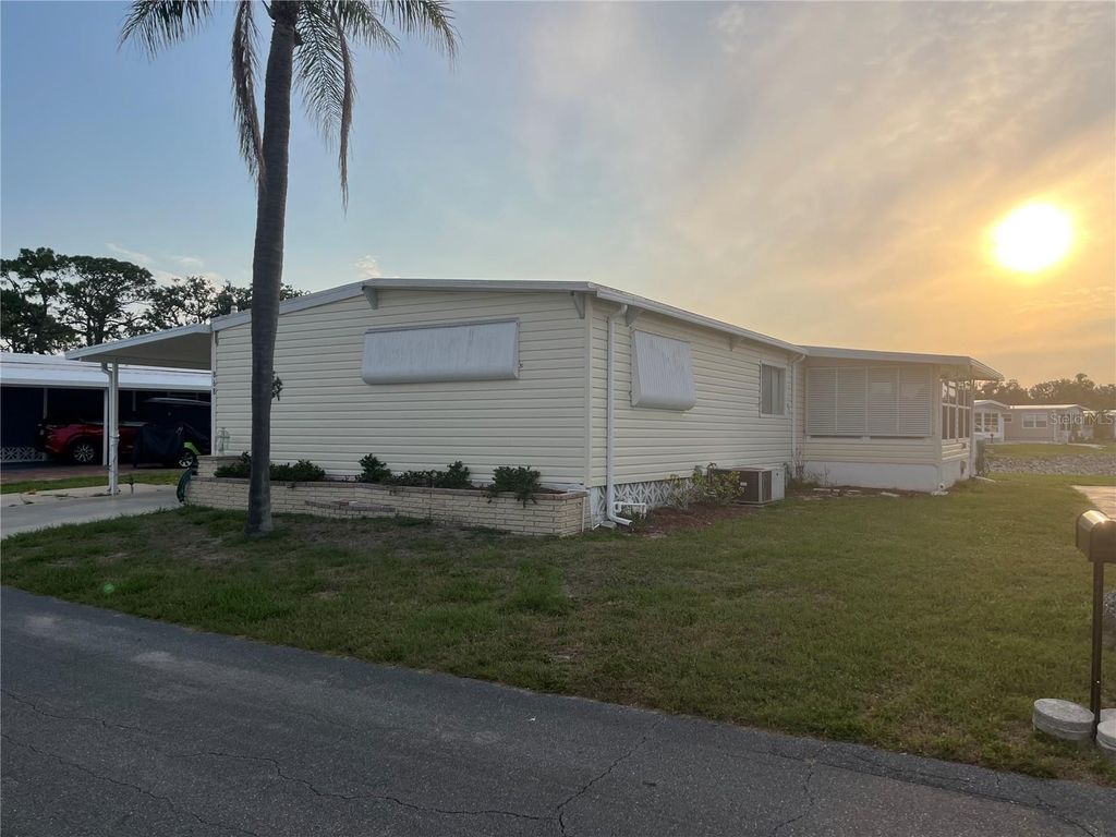 Photo of 868 Baveno Drive, Venice, FL 34285 (MLS # N6139002)