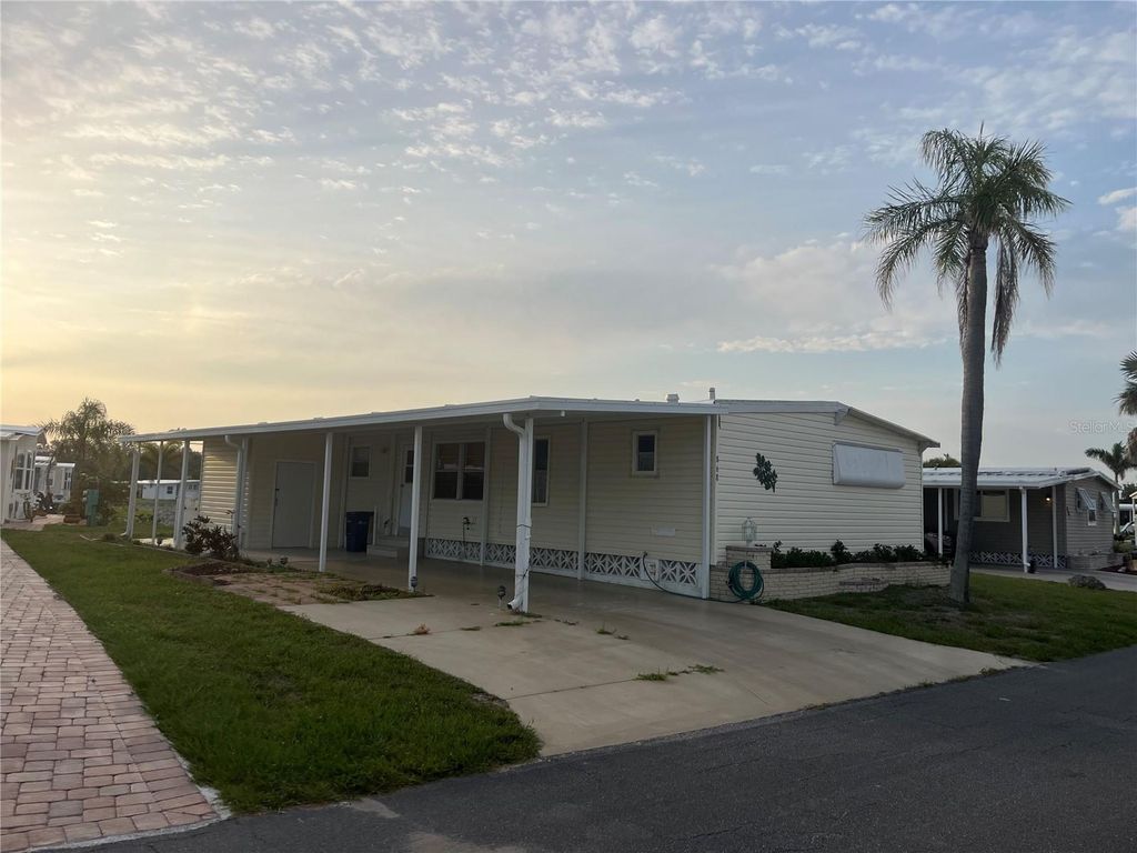 Photo of 868 Baveno Drive, Venice, FL 34285 (MLS # N6139002)